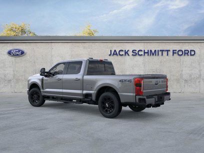 New 2026 Ford F250 Lariat w/ Black Appearance Package