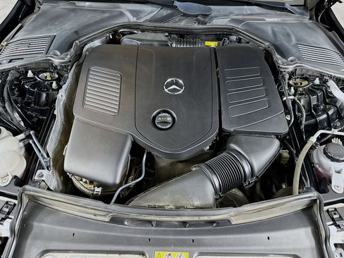 Certified 2022 Mercedes-Benz C 300 4MATIC Sedan image 39