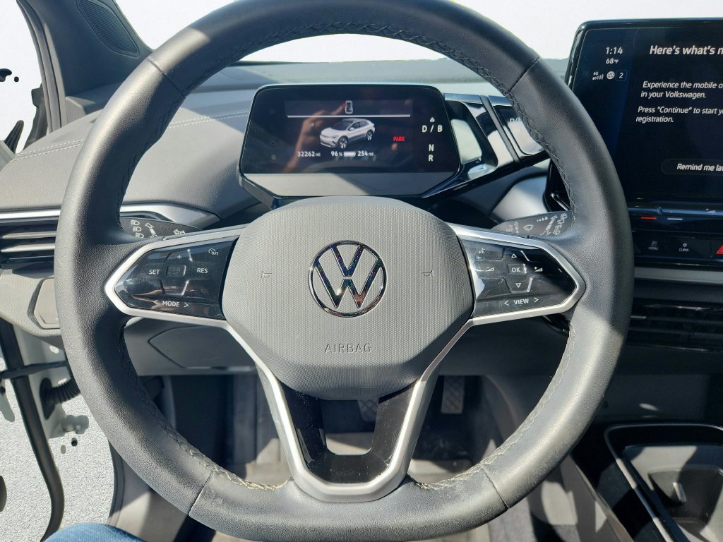 Certified 2023 Volkswagen ID.4 Pro AWD/4WD image 12