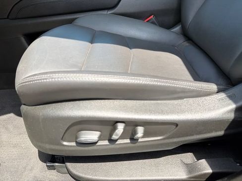 Used 2024 Cadillac XT6 Premium Luxury AWD/4WD image 21
