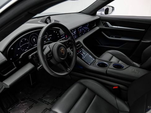 Used 2023 Porsche Taycan Turbo S w/ Premium Package image 38