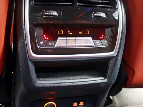 Used 2023 BMW XM AWD/4WD image 30