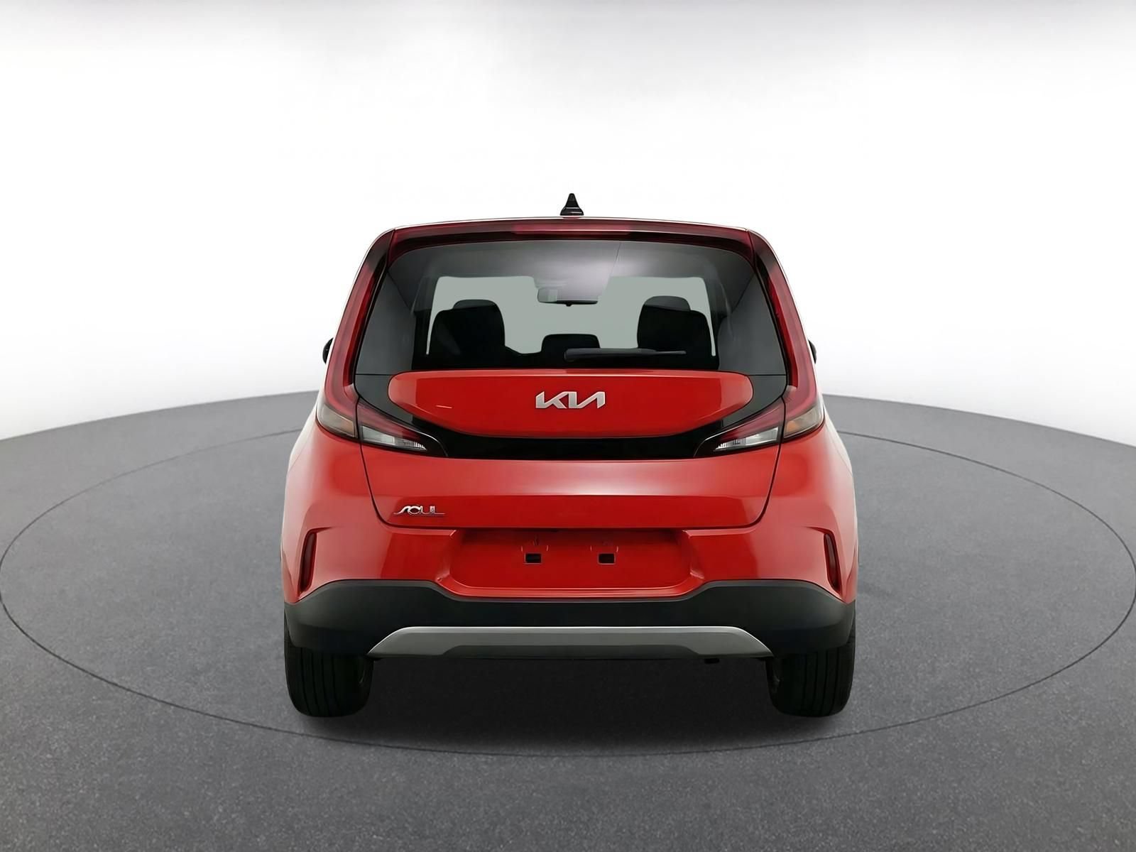 Used 2025 Kia Soul LX w/ LX Technology Package FWD image 7