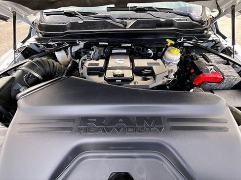 Used 2019 RAM 3500 Tradesman w/ Towing Technology Group image 9