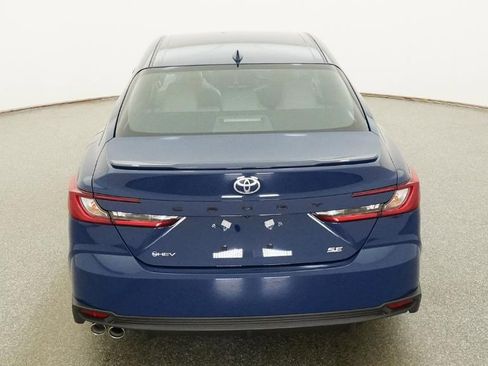 New 2026 Toyota Camry SE FWD image 5