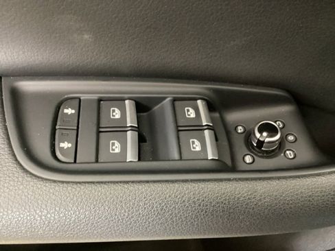 Used 2019 Audi Q7 3.0T Premium Plus w/ Premium Plus Package image 18