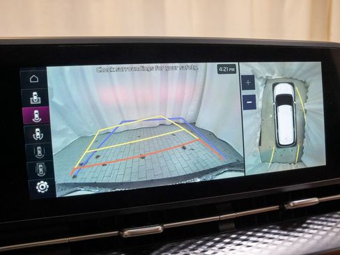 Certified 2024 Kia Carnival SX Prestige image 15