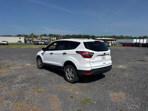 Used 2018 Ford Escape S FWD image 3