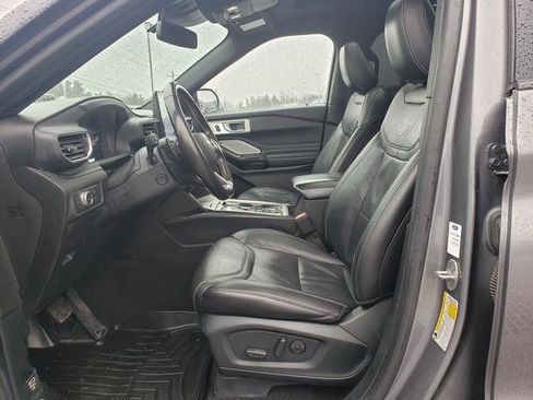 Used 2022 Ford Explorer ST w/ Equipment Group 401A image 10
