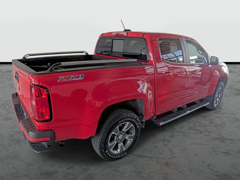 Used 2016 Chevrolet Colorado Z71 AWD/4WD image 4