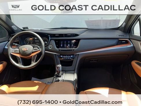 Certified 2024 Cadillac XT5 Premium Luxury w/ LPO, Floor Liner Package AWD/4WD image 9