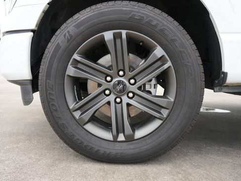 Used 2022 Ford F150 Lariat w/ Equipment Group 502A High AWD/4WD image 28