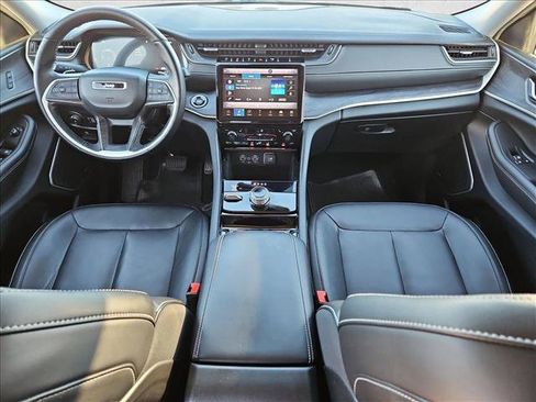 Used 2021 Jeep Grand Cherokee L Limited image 19