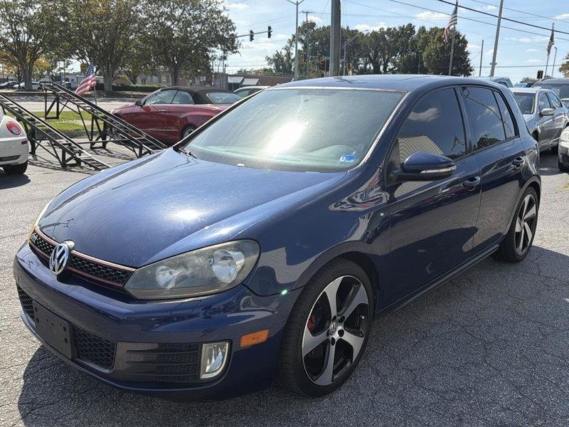 Used 2010 Volkswagen GTI 4-Door FWD image 3