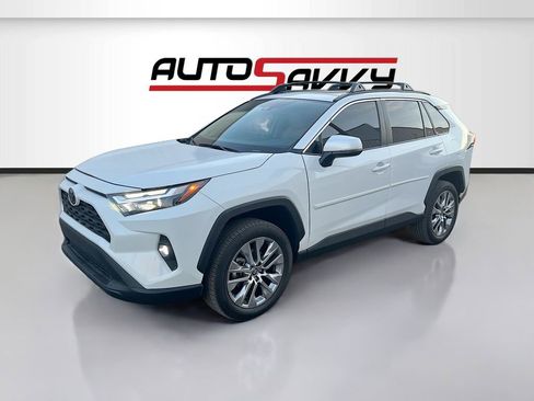 Used 2025 Toyota RAV4 XLE Premium w/ Weather Package FWD image 3