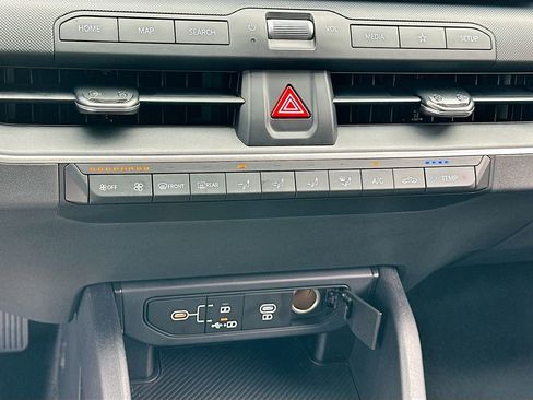 New 2026 Kia K4 LXS FWD image 15