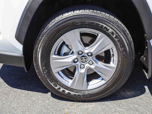 Certified 2025 Toyota RAV4 LE AWD/4WD image 10