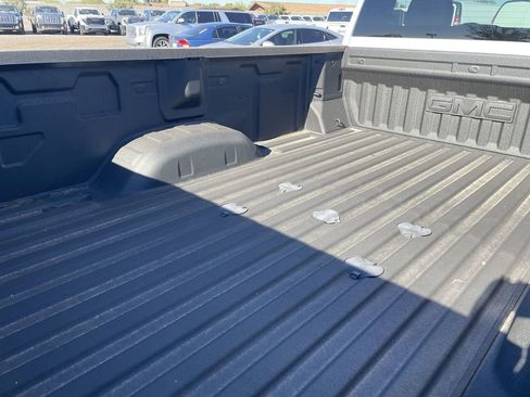 New 2025 GMC Sierra 2500 SLE AWD/4WD image 26