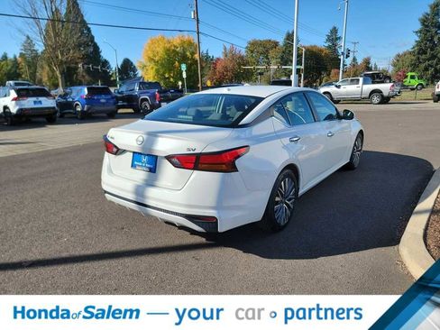 Used 2023 Nissan Altima 2.5 SV image 22