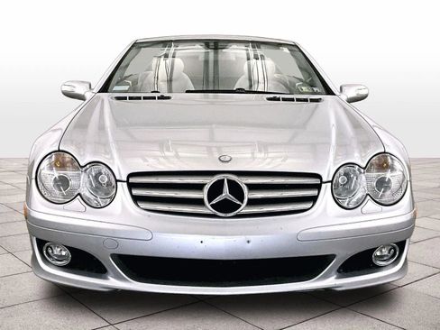 Used 2007 Mercedes-Benz SL 550 image 4