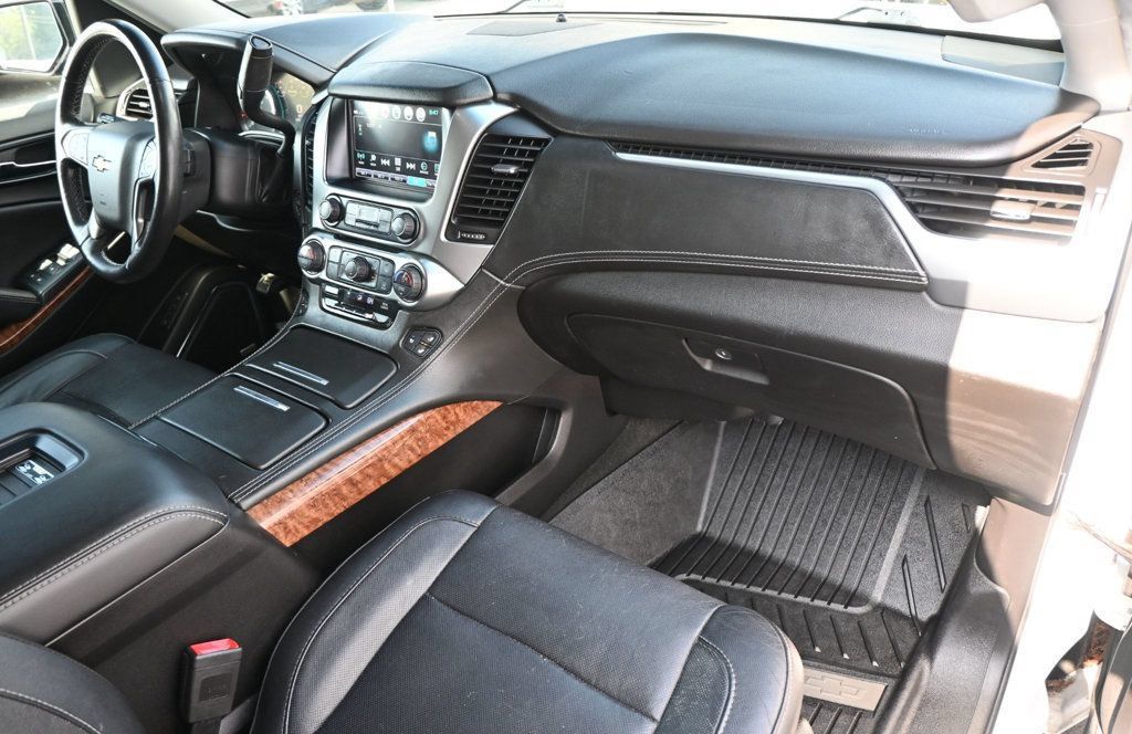 Used 2018 Chevrolet Suburban Premier AWD/4WD image 13
