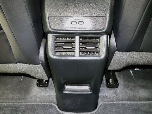 Certified 2026 Chevrolet Equinox LT w/ Convenience Package II FWD image 23