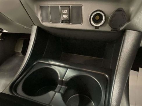 Used 2013 Toyota Tacoma 2WD Access Cab image 17