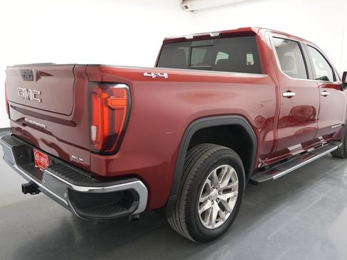 Used 2020 GMC Sierra 1500 SLT w/ SLT Premium Plus Package AWD/4WD image 9