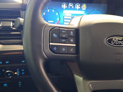 Used 2024 Ford F150 Lariat AWD/4WD image 31