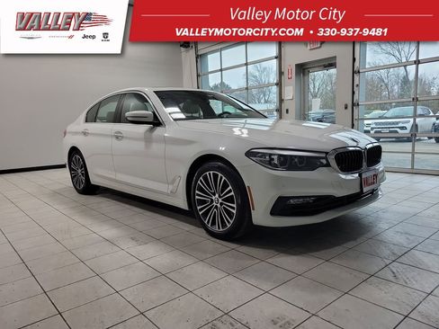 Used 2018 BMW 530i xDrive image 1