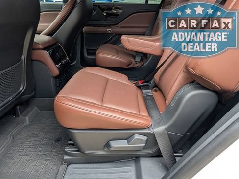 Used 2025 Lincoln Aviator Reserve AWD/4WD image 22