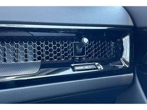 Certified 2025 Honda CR-V EX-L image 30