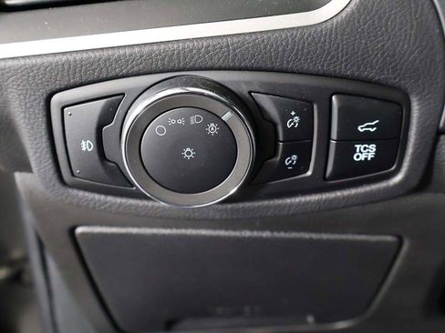 Used 2024 Ford Edge SEL w/ Convenience Package image 32