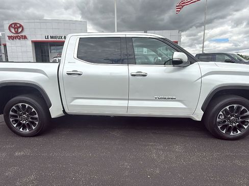 Used 2023 Toyota Tundra Limited w/ Power Package AWD/4WD image 8