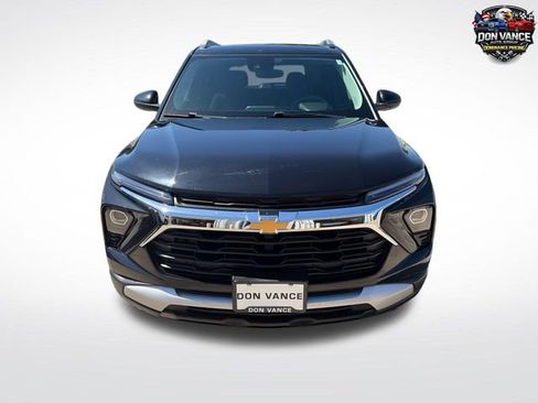 Used 2025 Chevrolet TrailBlazer LT AWD/4WD image 9