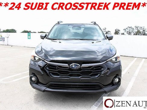 Used 2024 Subaru Crosstrek 2.0i Premium AWD/4WD image 3