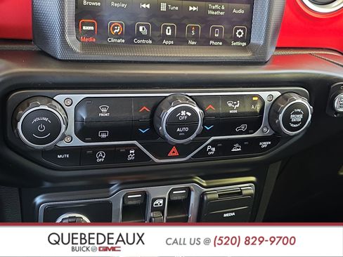 Used 2022 Jeep Gladiator Rubicon w/ LED Lighting Group AWD/4WD image 19