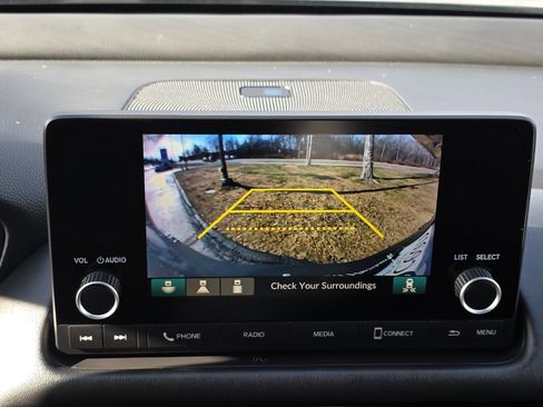 Used 2024 Honda HR-V Sport image 17