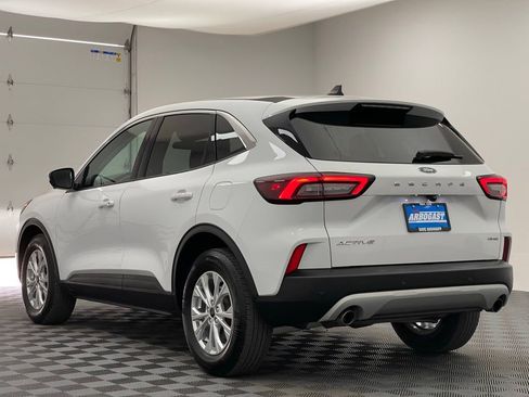 Used 2023 Ford Escape Active w/ Tech Pack #2 AWD/4WD image 11