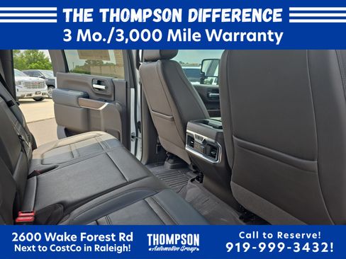 Used 2021 GMC Sierra 2500 Denali w/ Denali Ultimate Package AWD/4WD image 11