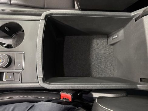 Certified 2021 Volkswagen Atlas SE w/ Panoramic Sunroof Package image 20