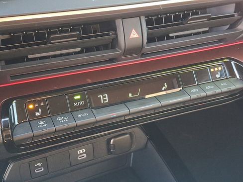 Certified 2023 Toyota Prius Prime XSE image 16