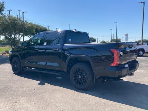 New 2026 Toyota Tundra Limited AWD/4WD image 7