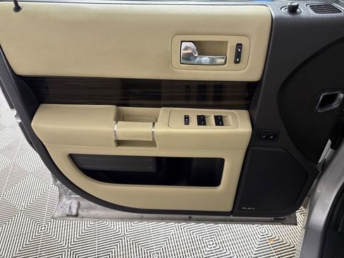 Used 2017 Ford Flex SEL w/ Equipment Group 202A image 10