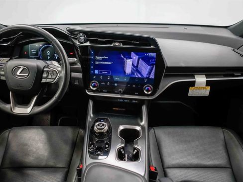 Used 2024 Lexus RZ 300e Premium w/ Accessory Package (Z1) image 11