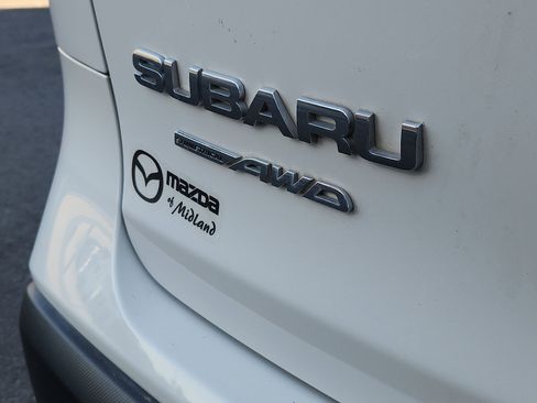 Used 2019 Subaru Ascent Premium image 10