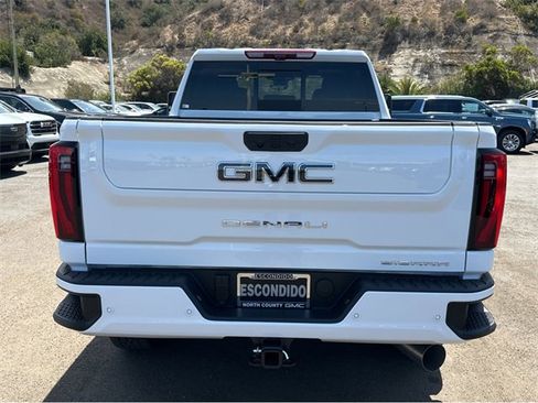 New 2025 GMC Sierra 2500 Denali Ultimate image 12