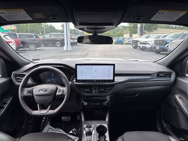 Certified 2024 Ford Escape ST-Line w/ Tech Pack #1 AWD/4WD image 13