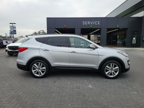 Used 2015 Hyundai Santa Fe Sport 2.0T w/ Option Group 05 FWD image 5
