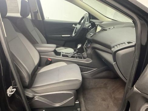 Used 2019 Ford Escape SE AWD/4WD image 25